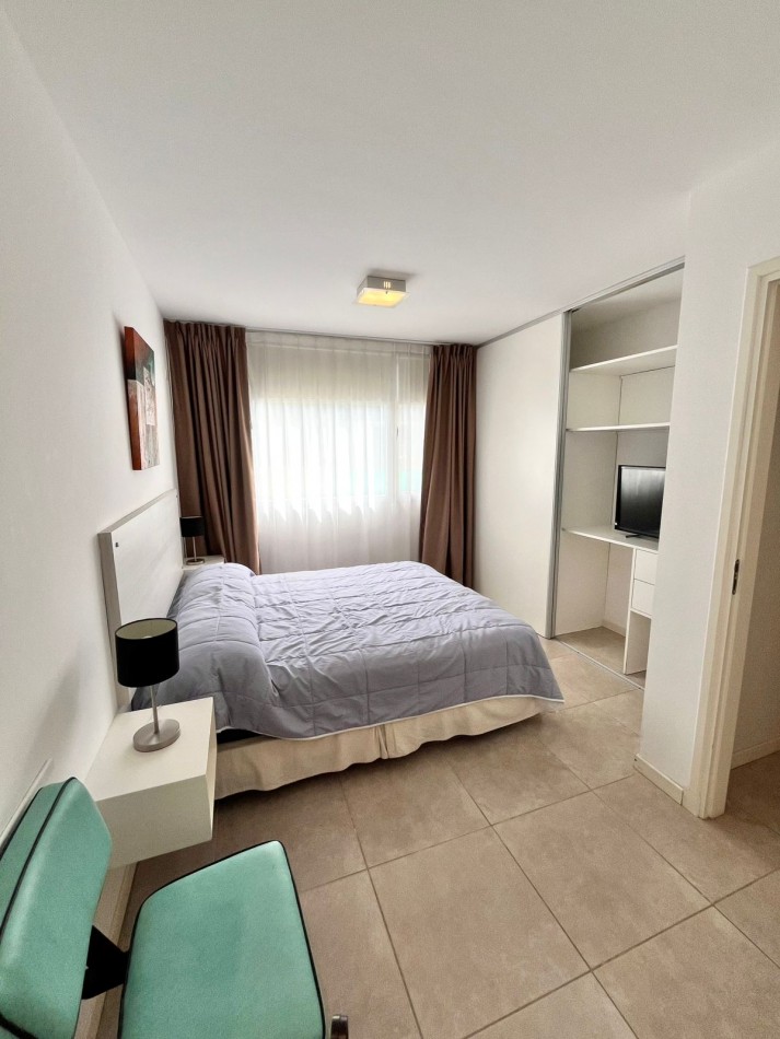 PINAMAR - Departamento 3 ambientes con parque