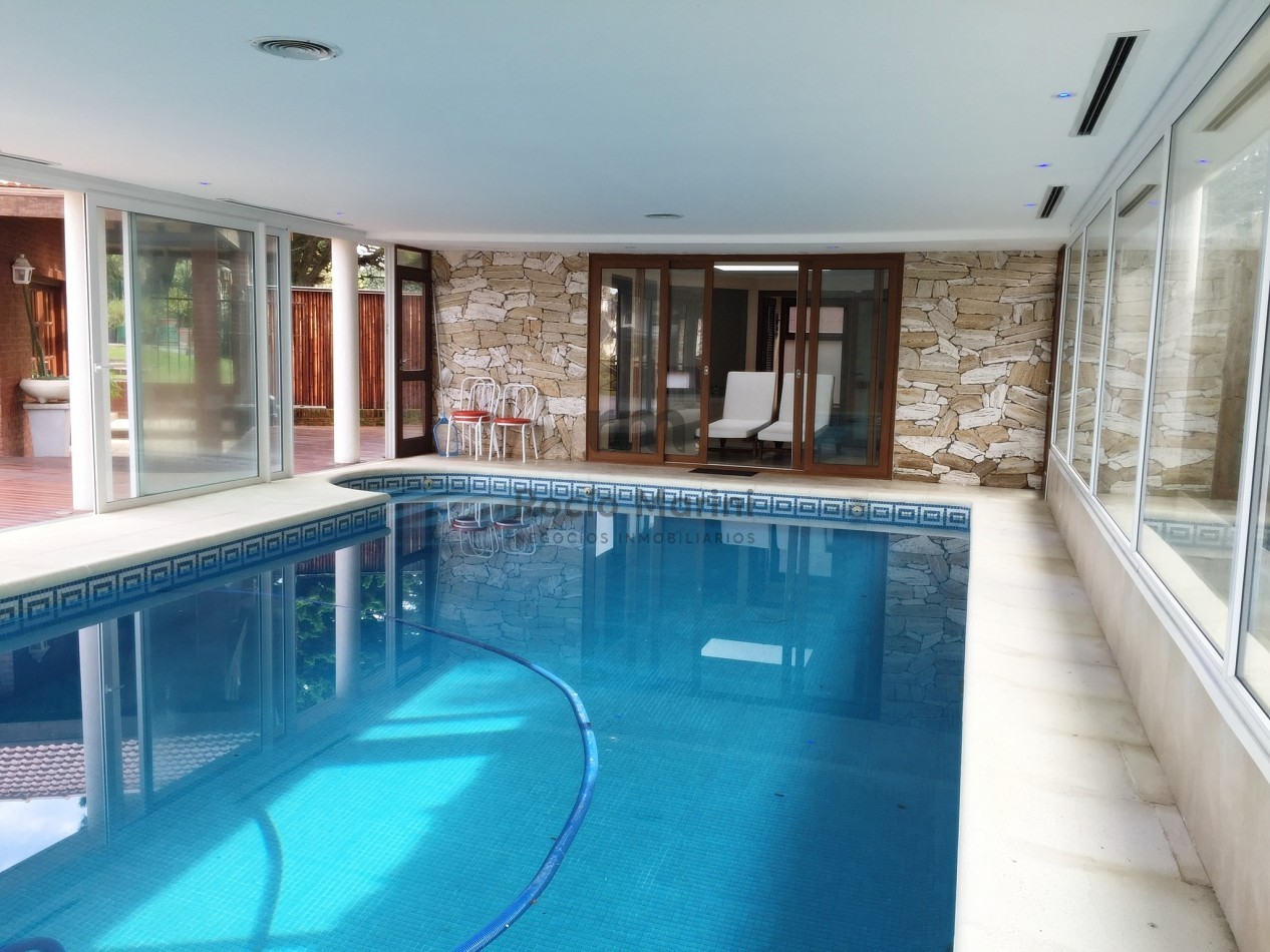 VALERIA DEL MAR - VENTA Importante Casa