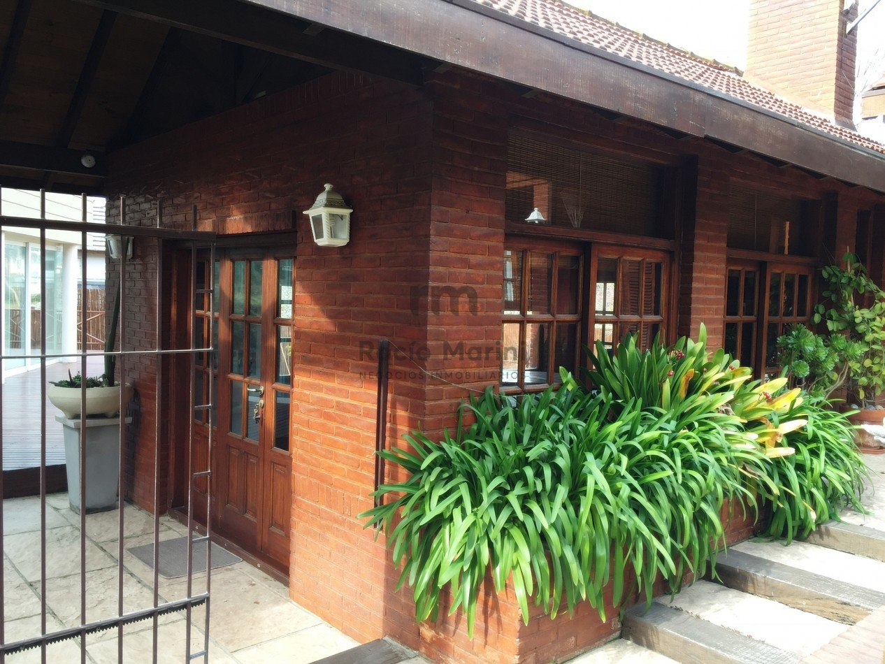 VALERIA DEL MAR - VENTA Importante Casa