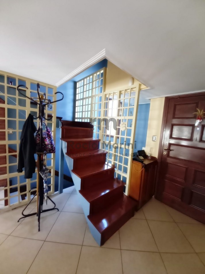 VALERIA DEL MAR - VENTA Importante Casa