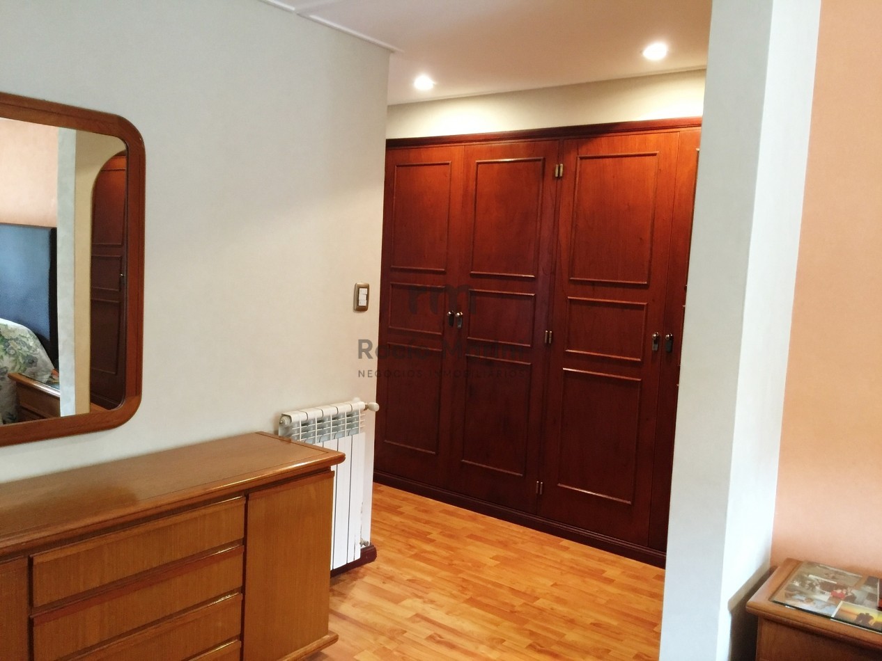 VALERIA DEL MAR - VENTA Importante Casa