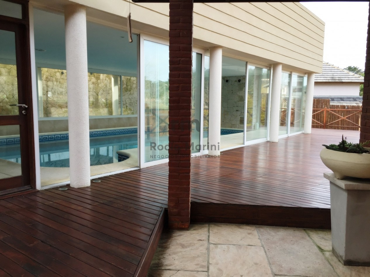 VALERIA DEL MAR - VENTA Importante Casa